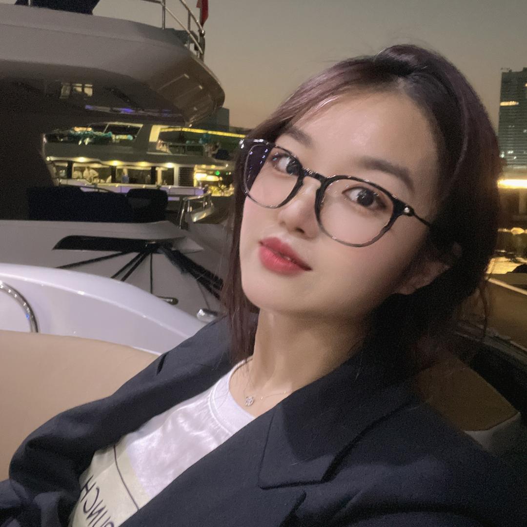 深圳翊菲服饰