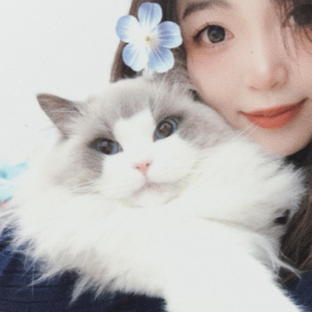 LiLi🐋
