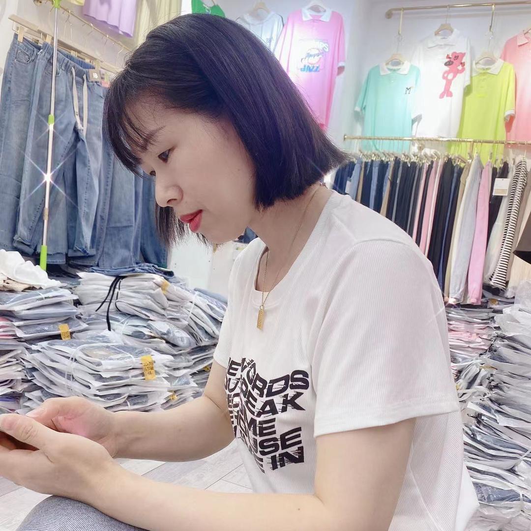 武汉市硚口区春夏秋冬女装的小店个体店