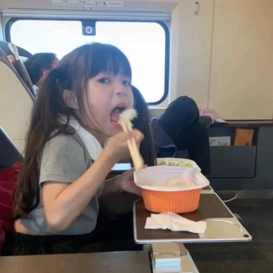 宋宋_