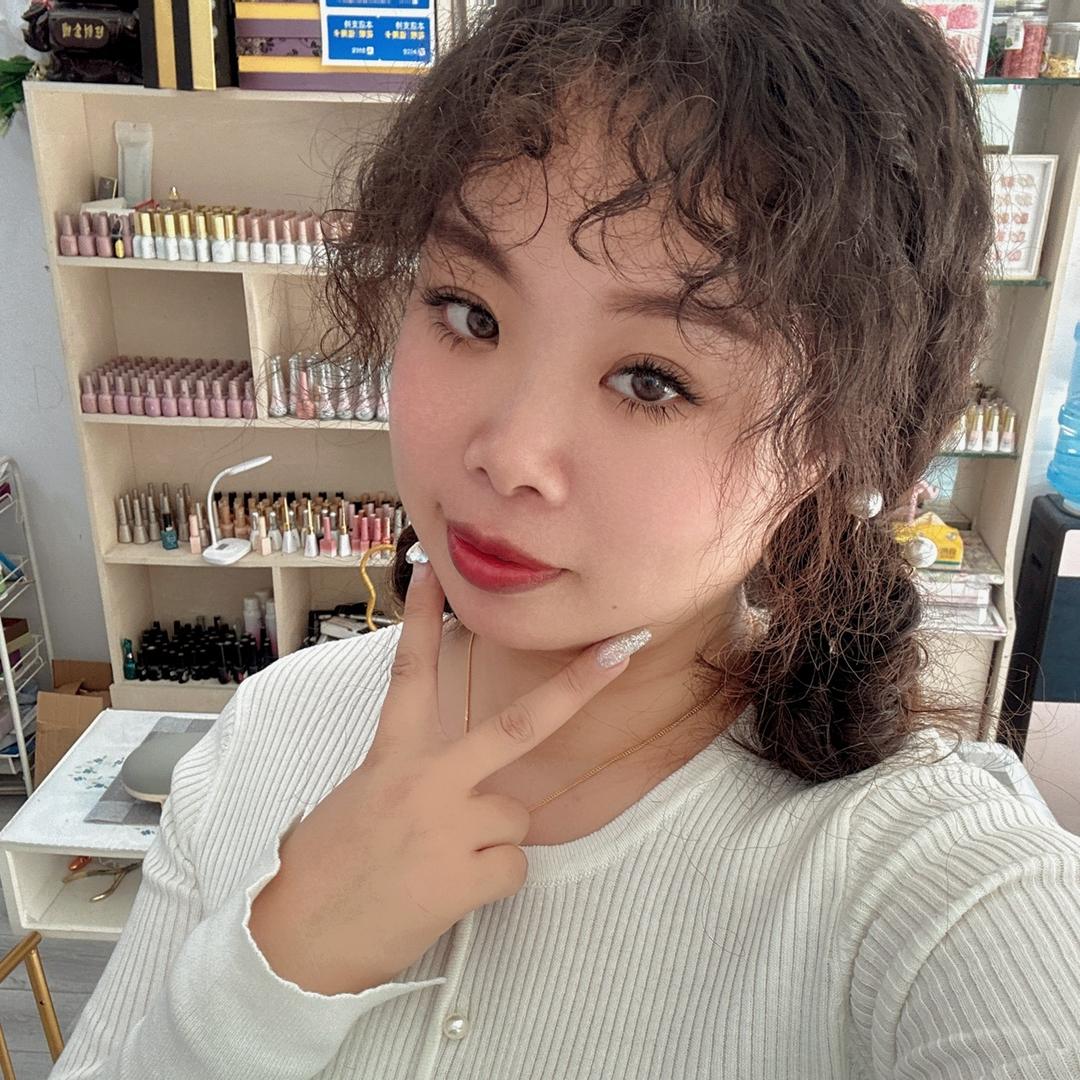 大悟县指上芭蕾美甲店