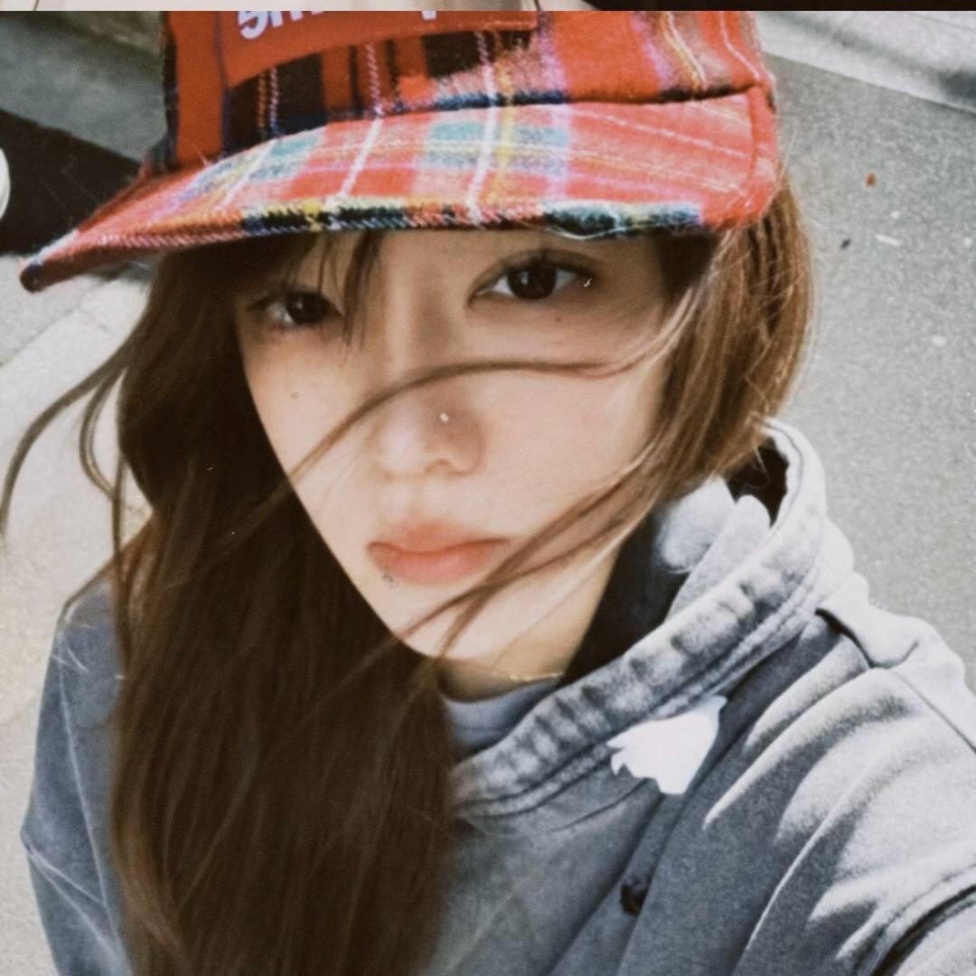 出了名的坏女孩😻