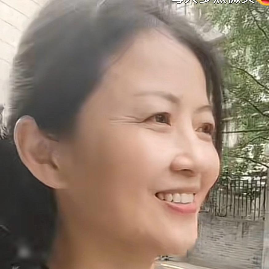 莉莉(单身)