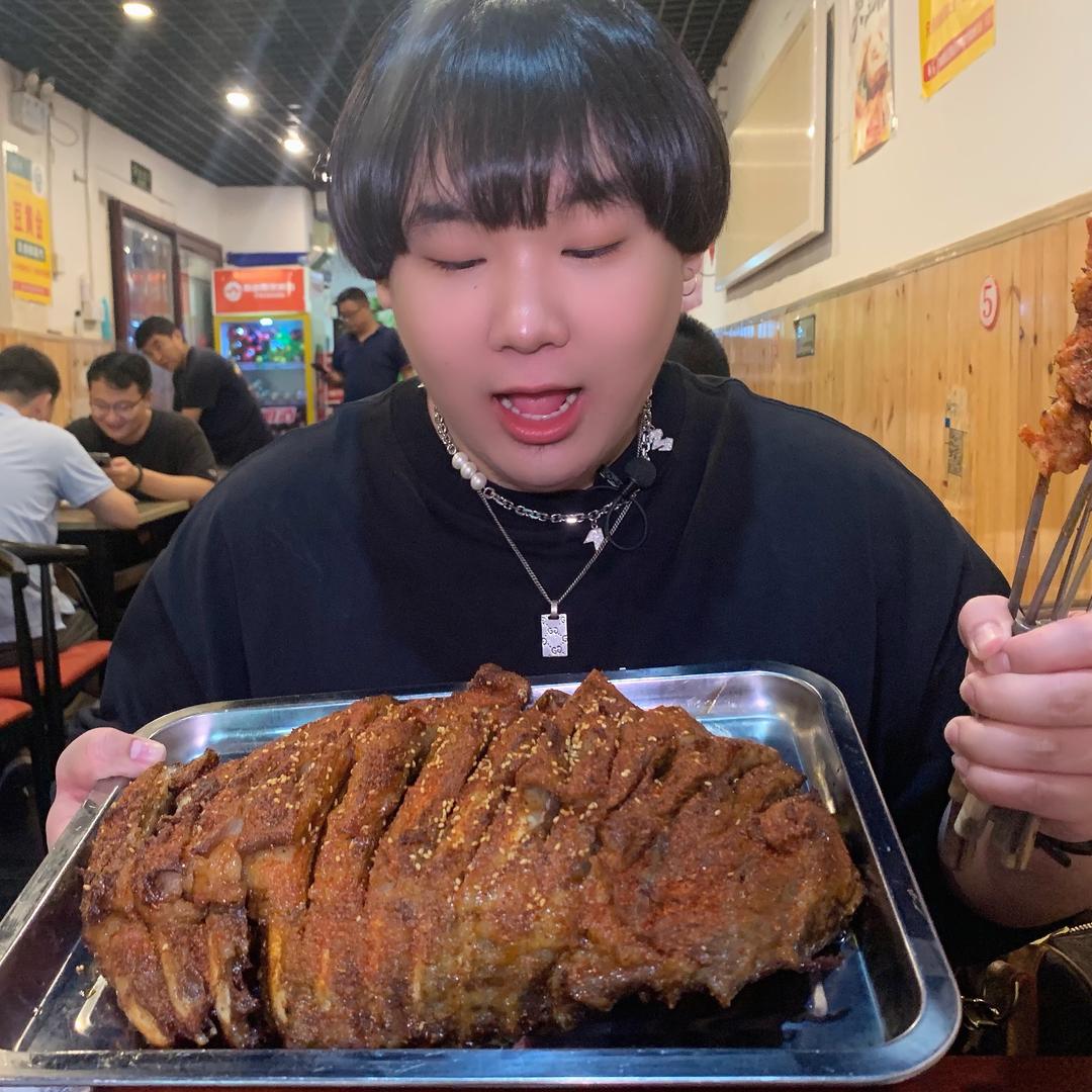 西瓜头魁魁