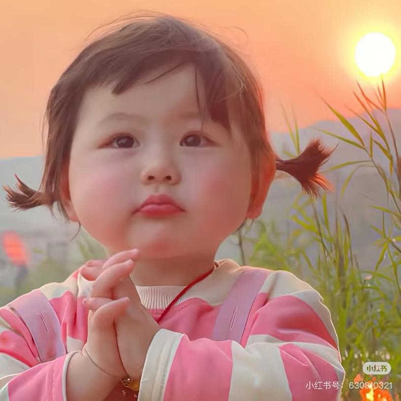 小小.