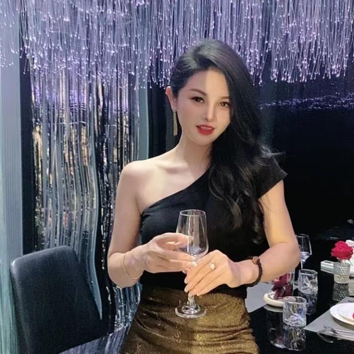 温州谢爱清服装