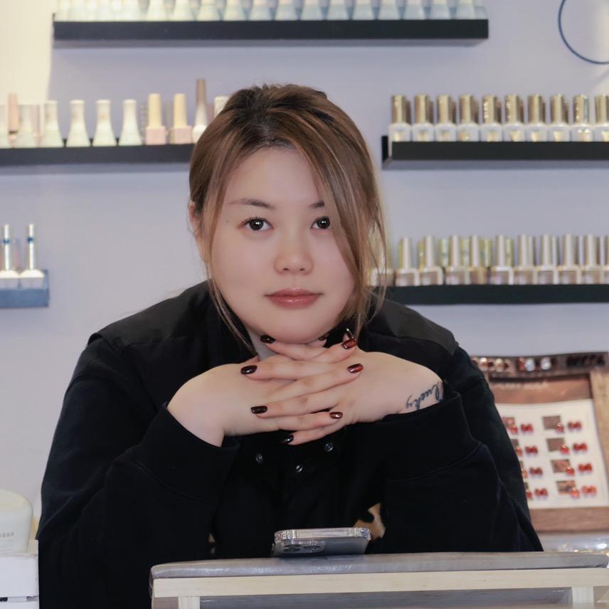 上海浦东莲安东路183号灰姑娘美甲美睫