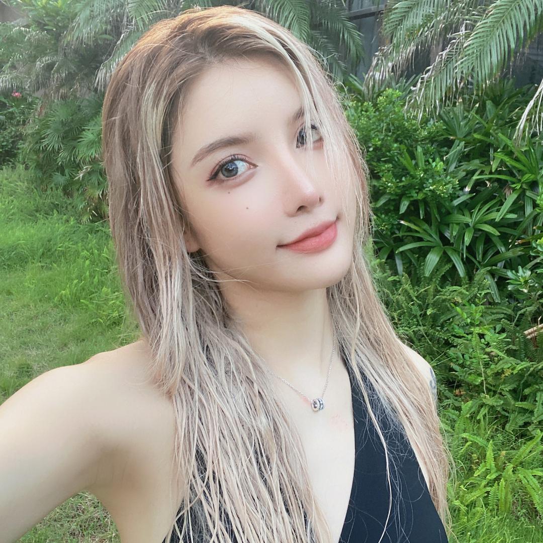 Jenny雅🦋