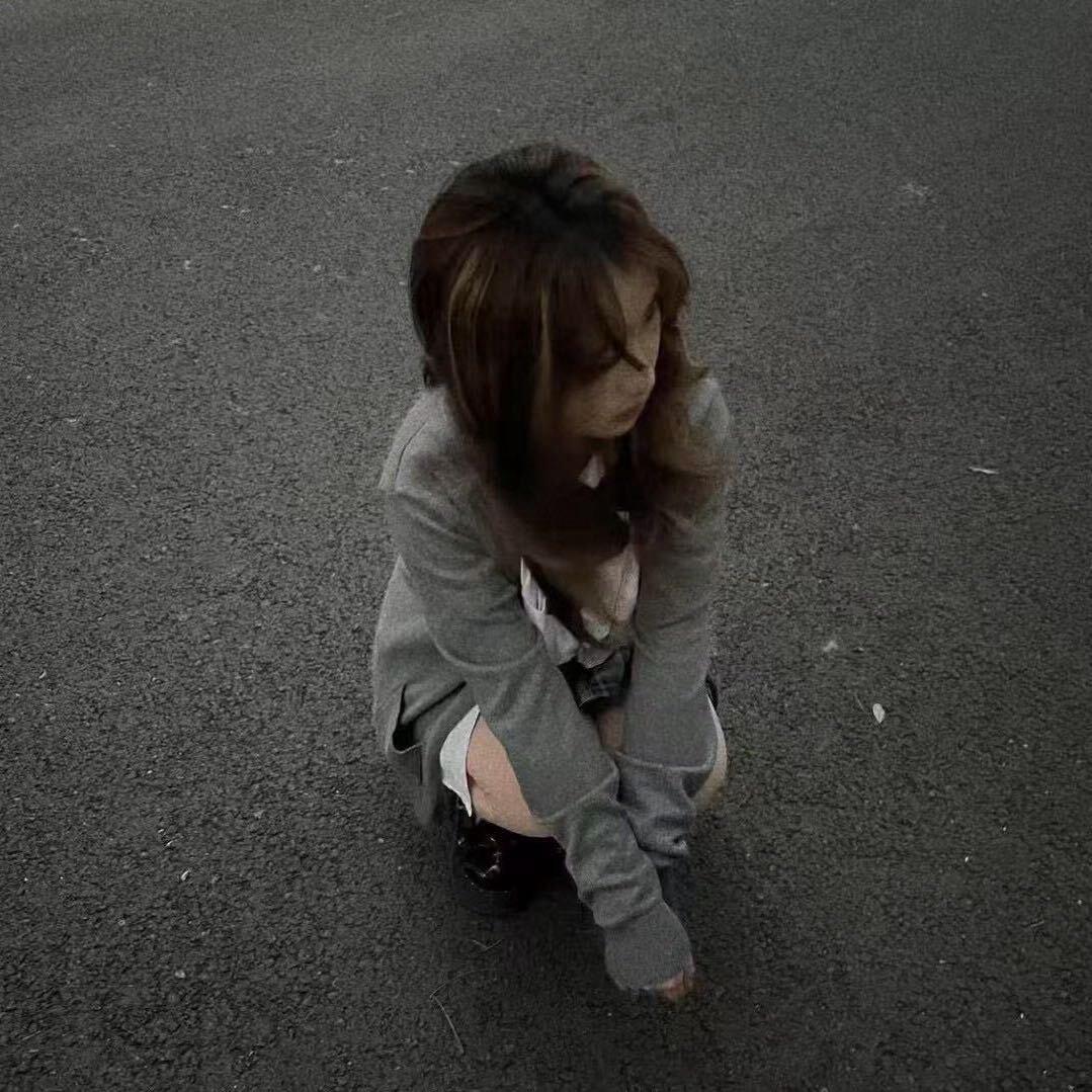 人傻嘴不甜长得不帅还没钱