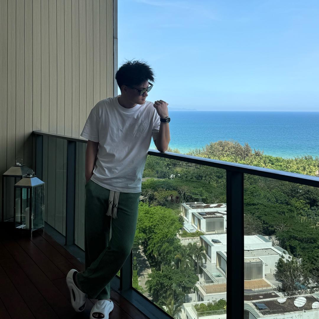 磊哥轮大锤🙌🏿