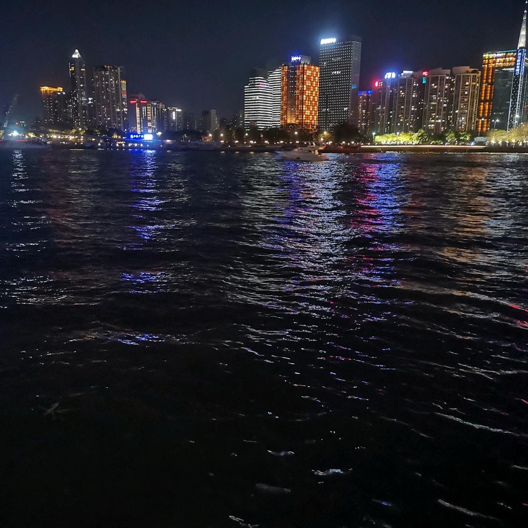 披荆斩棘的果果