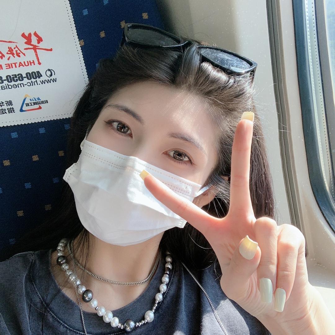 重生之猫咪都爱我