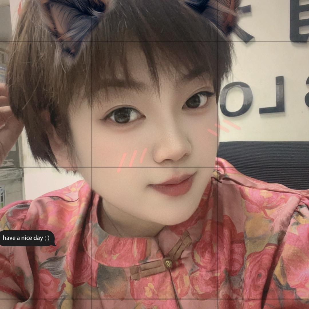 ꧁༺双彩。吉姐姐༻꧂