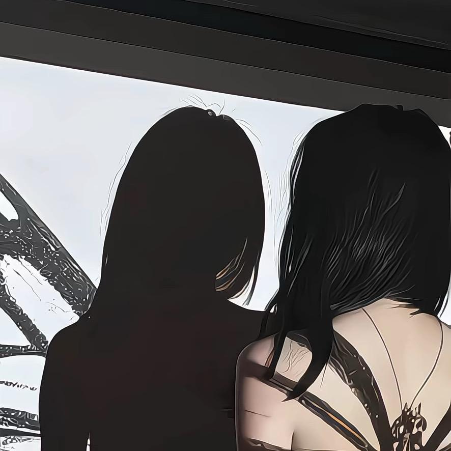 桃子٩(•౪•٩)