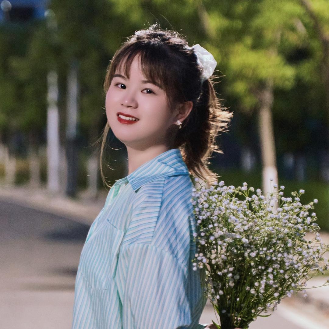 羊咩咩. ♡