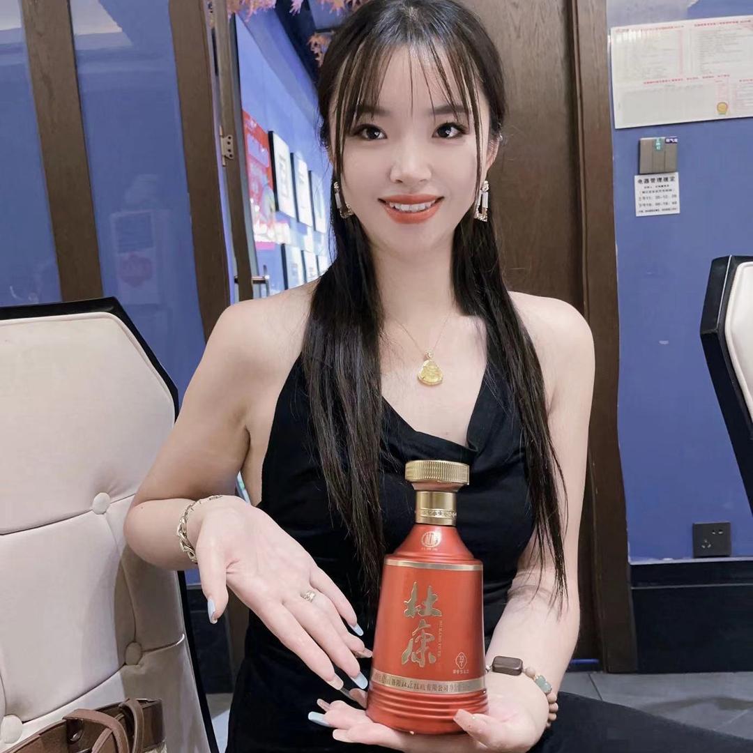 酒🍸上添花