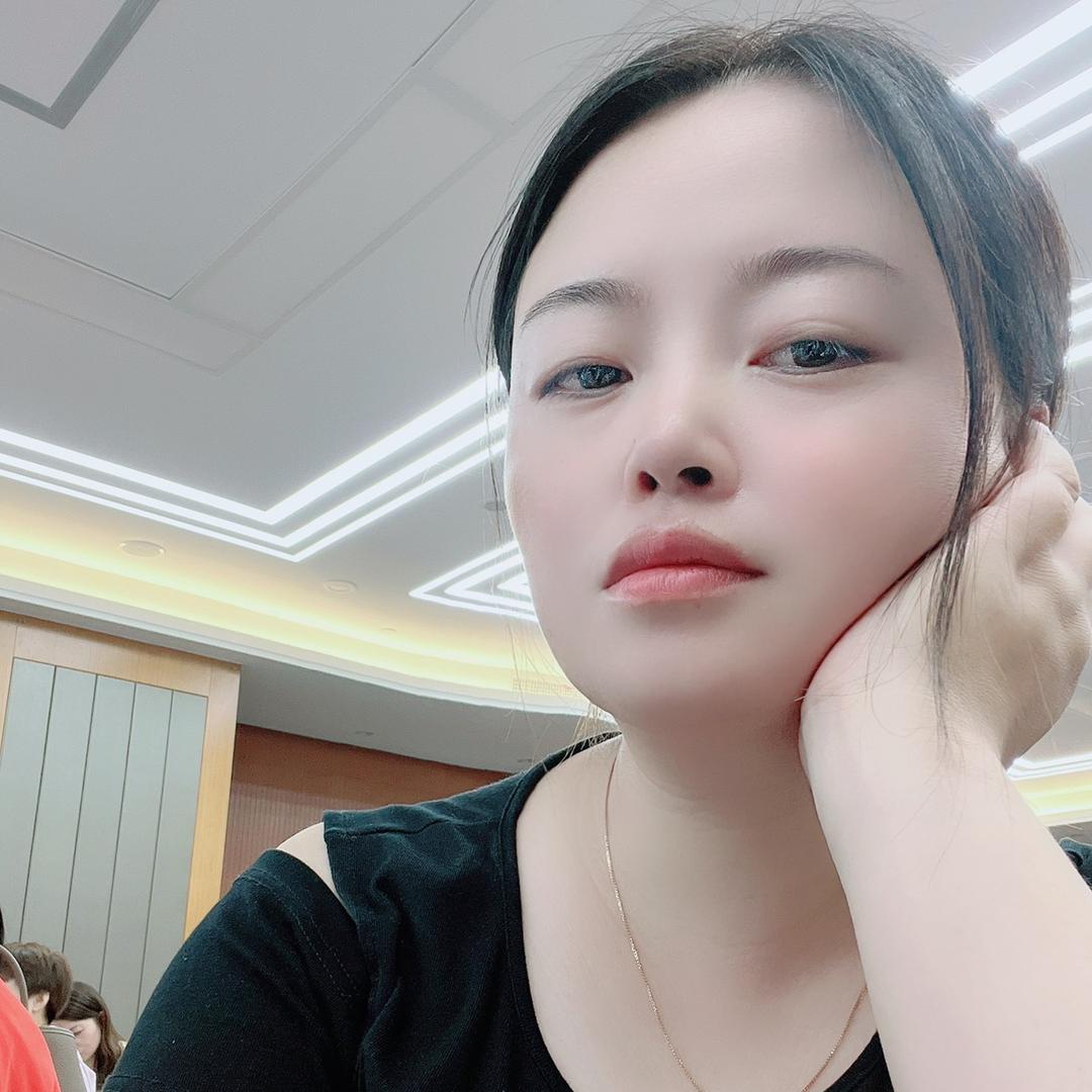 笑颜琪雅