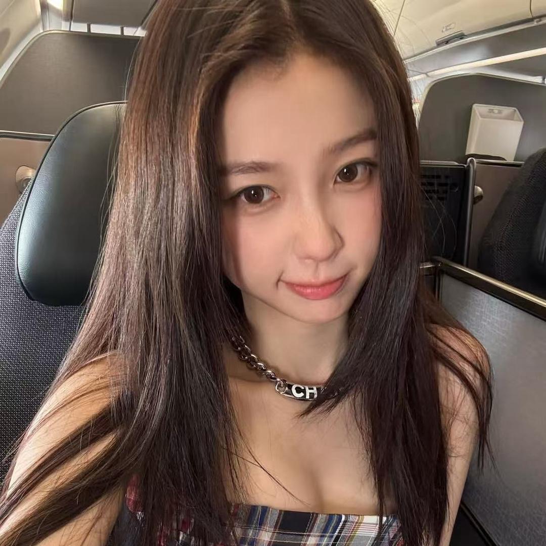 都说了别捏我脸