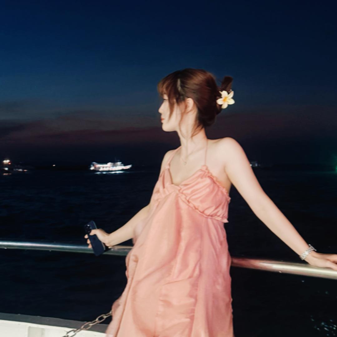 黄老师不是黃老师