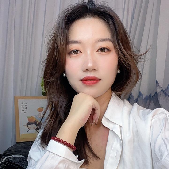 李青青