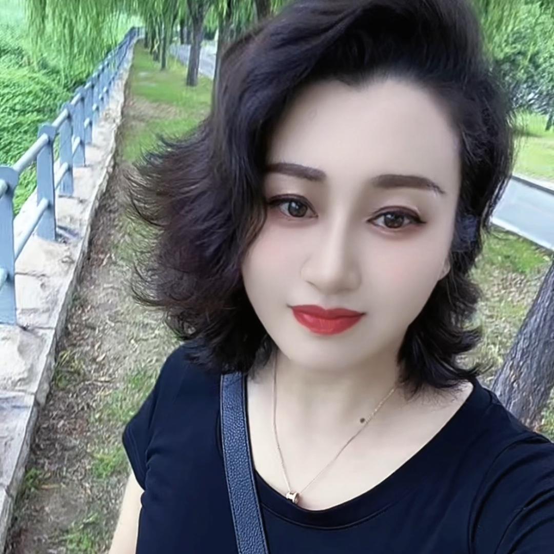 黄思语