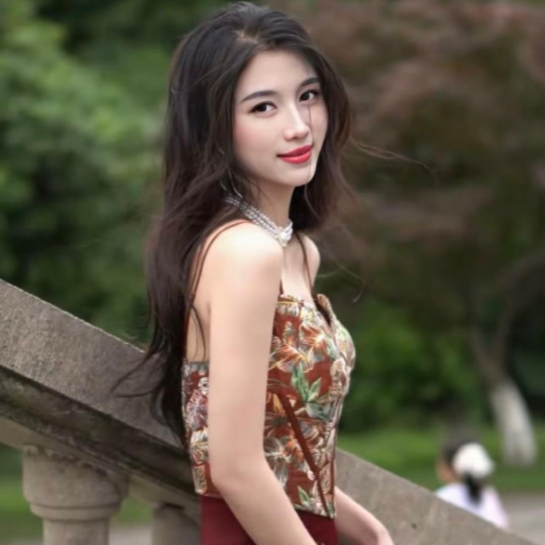 @芳儿吖🎀