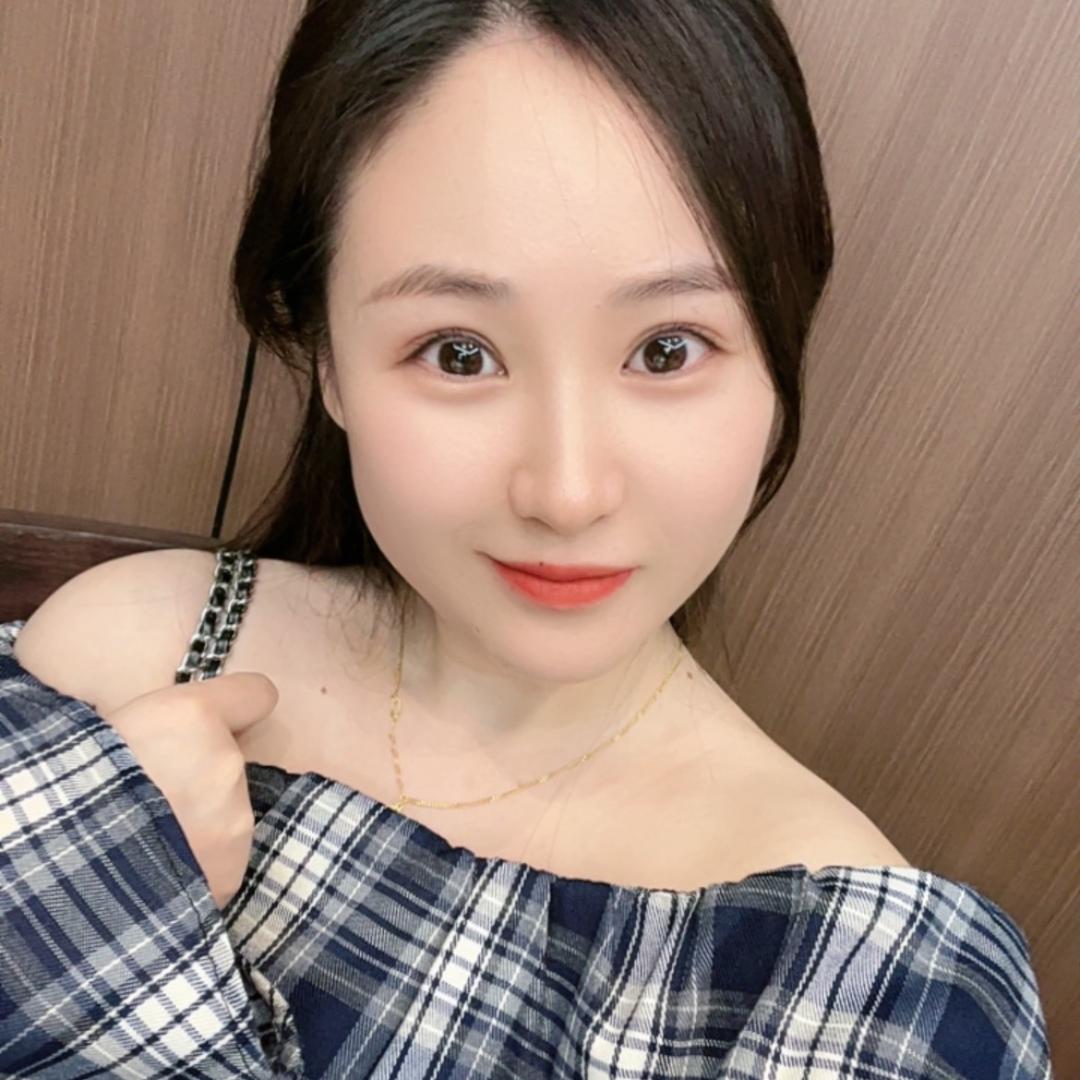 伊伊