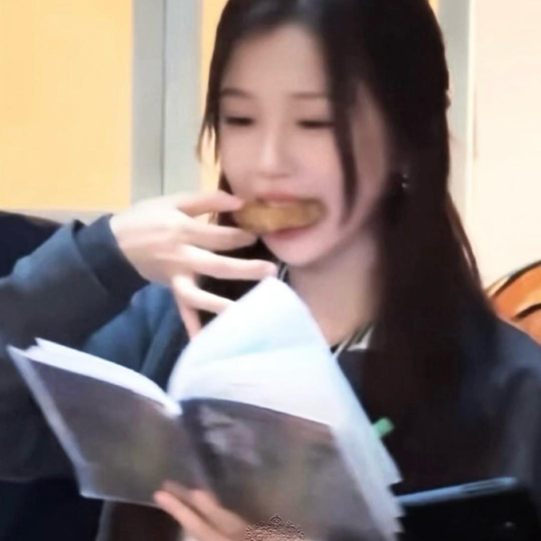 爱喝粥的羽毛