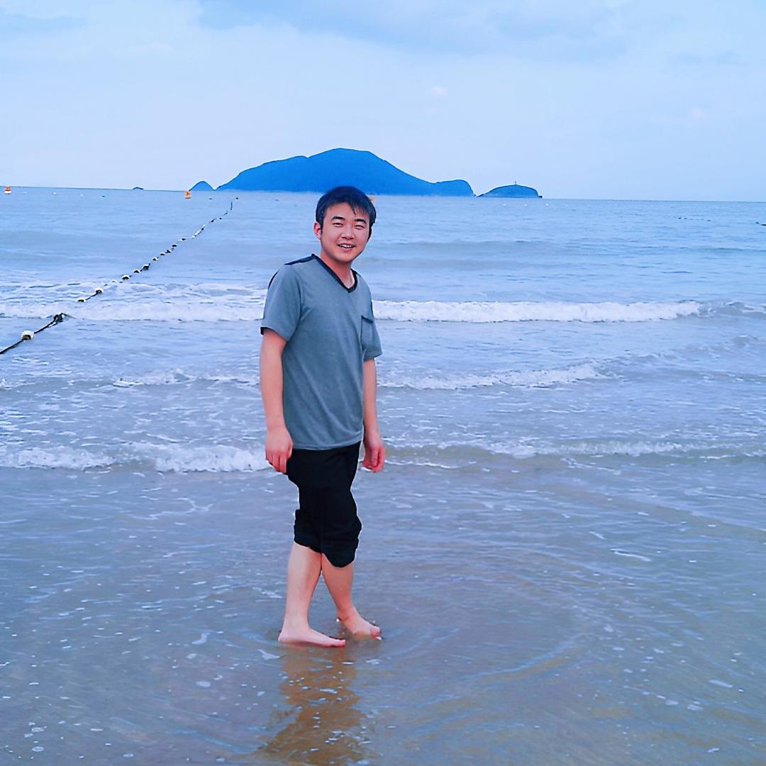 谢亮