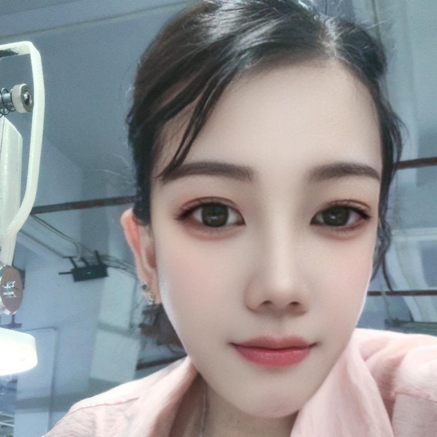 小施施