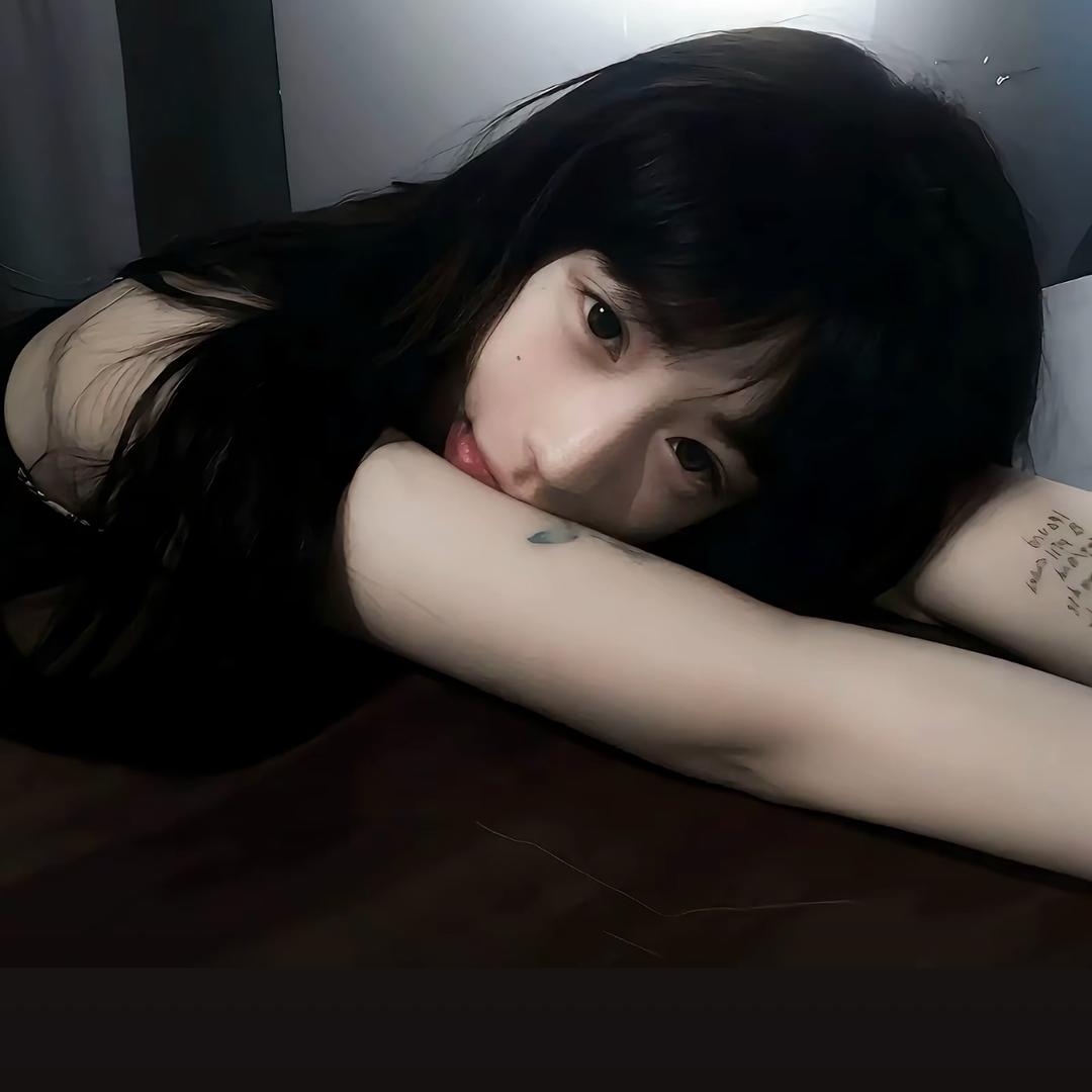 俬.