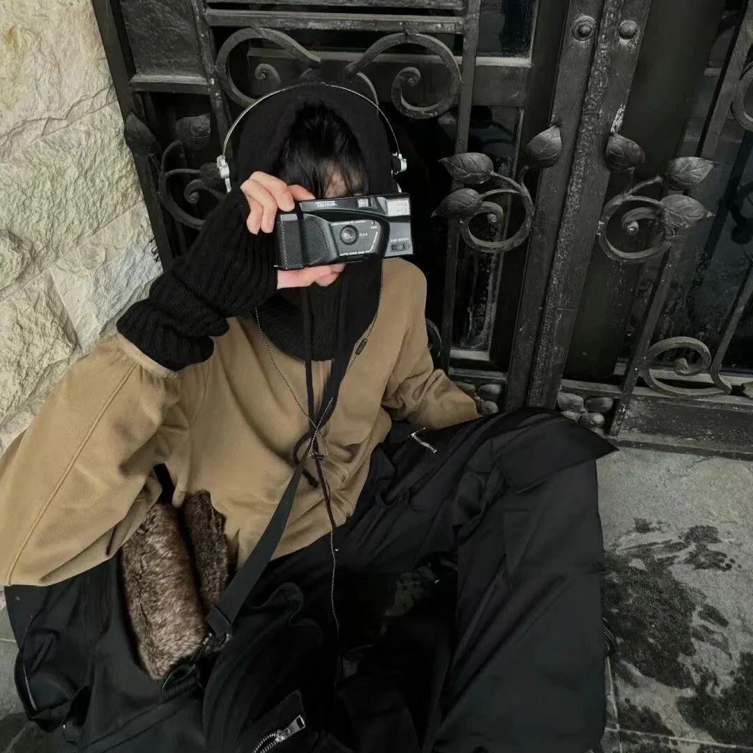 小瓜哒扇你
