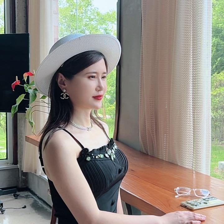 莒南县芭莎美容中心
