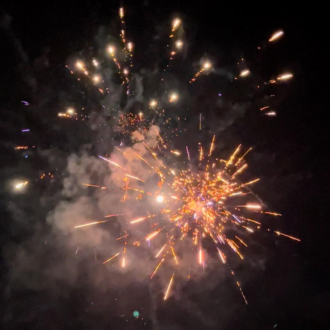烟火向星辰🌟