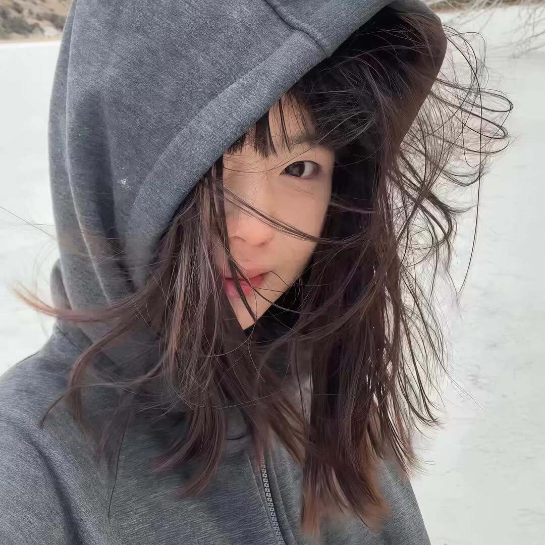 y 燕.🕷