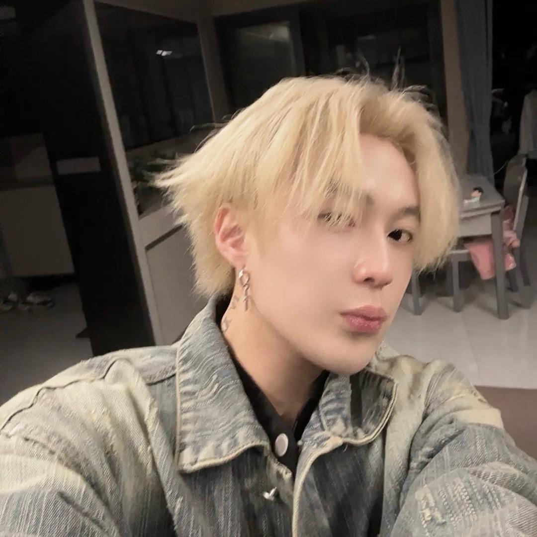 小万天天都想睡觉