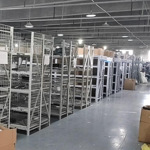 富泽服装工厂店