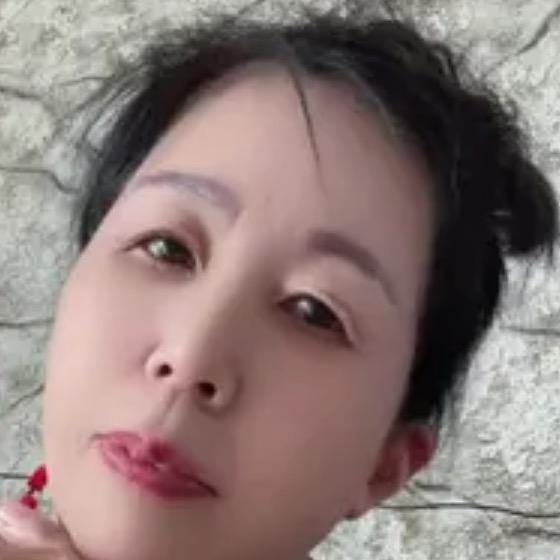 萍水相逢