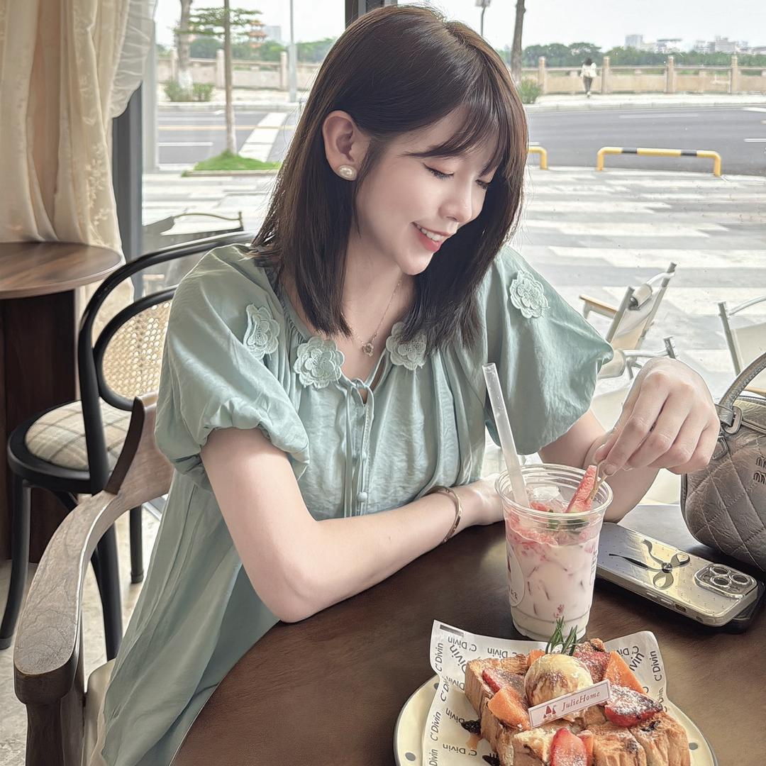 杨小麦女装店