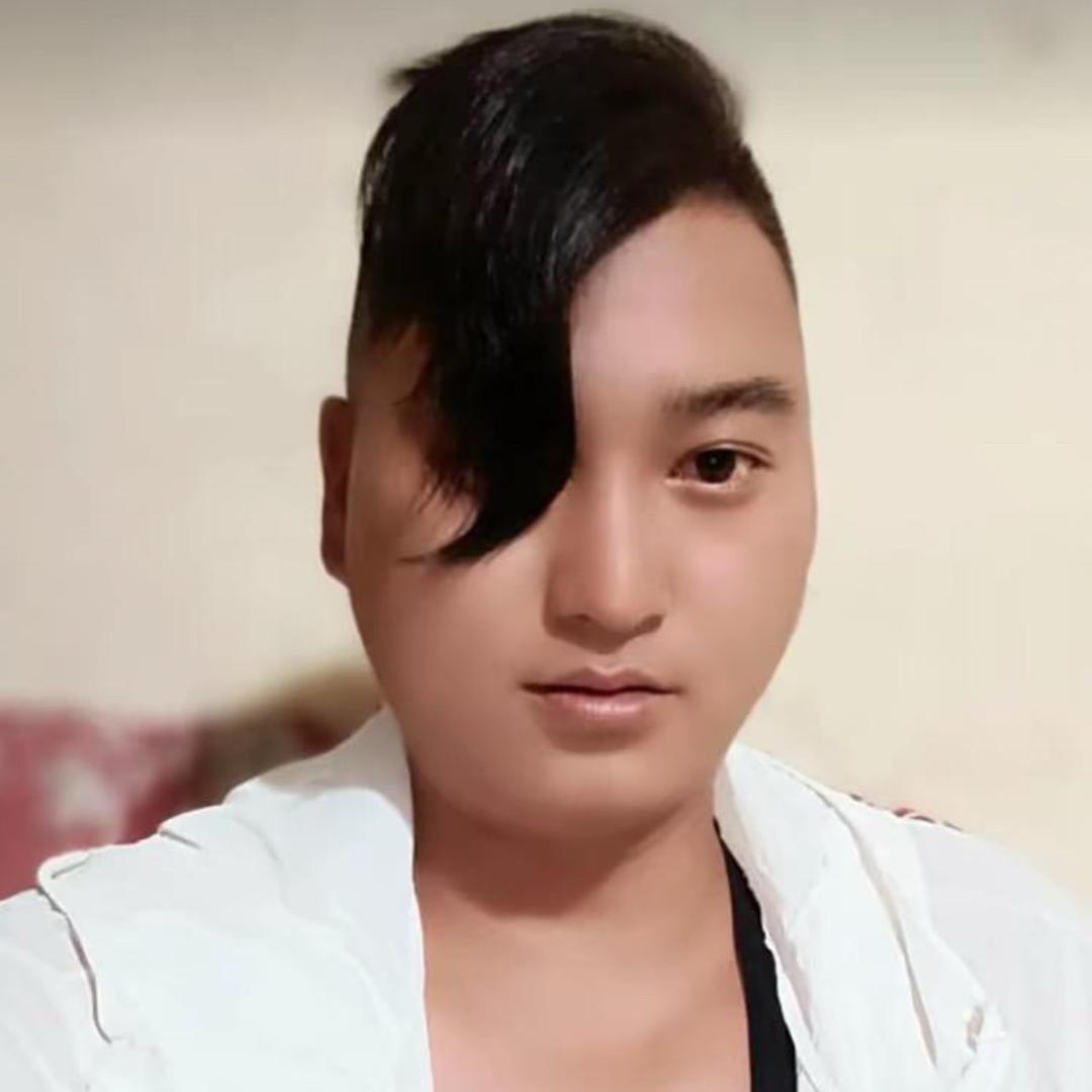 欣