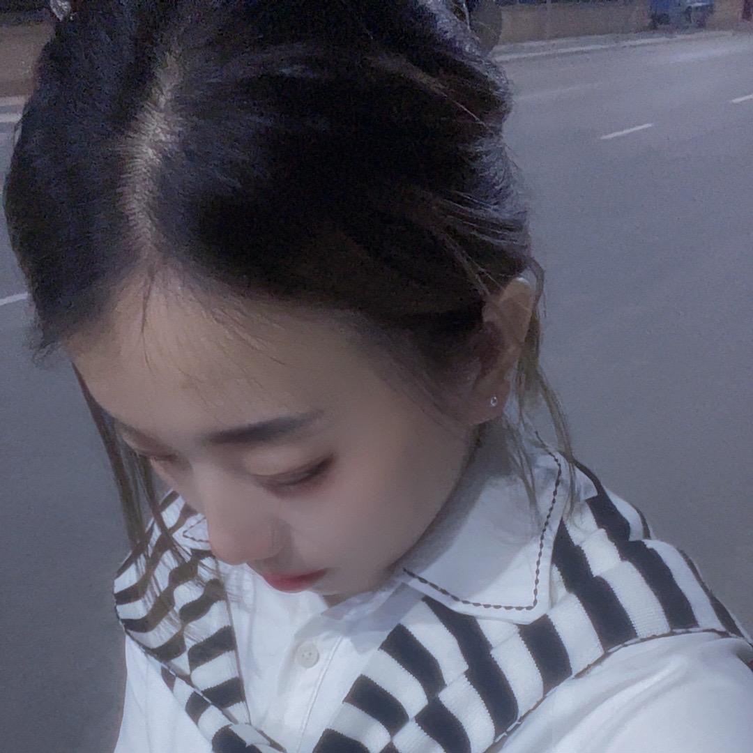 陪月亮🌙熬夜