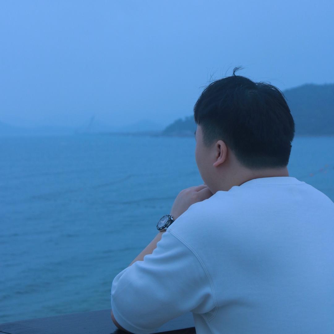哇噻 小灰灰