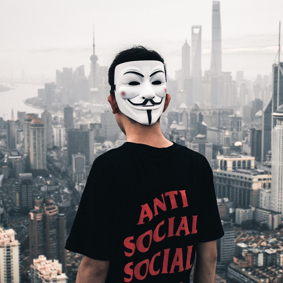 不喜欢笑的男人