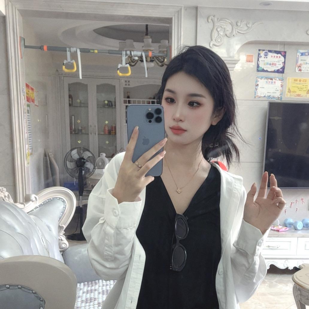 周周服装1店