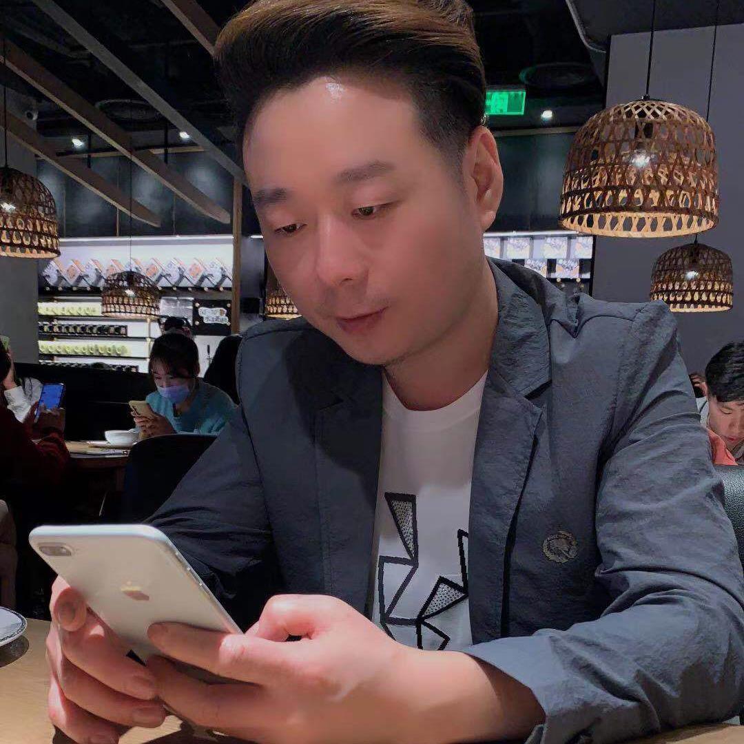 东，