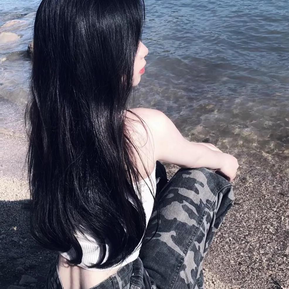 🌹玫瑰会过期ᴹᴬ🐟