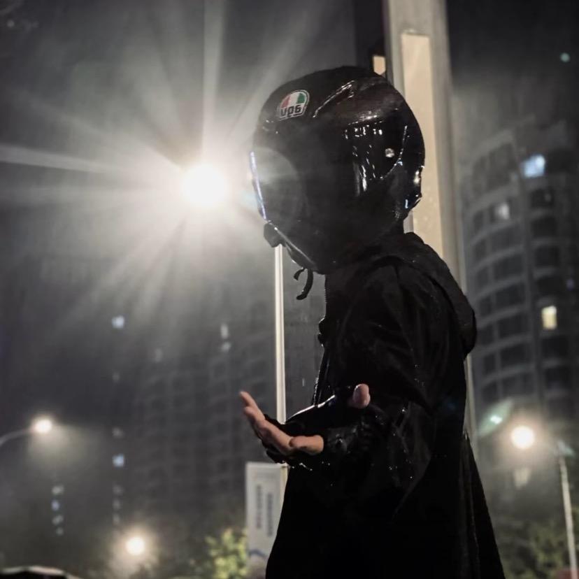 @初一 🏍️