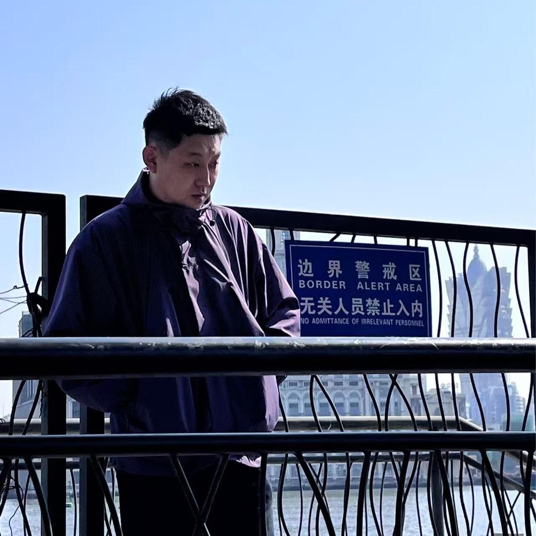 有点商务
