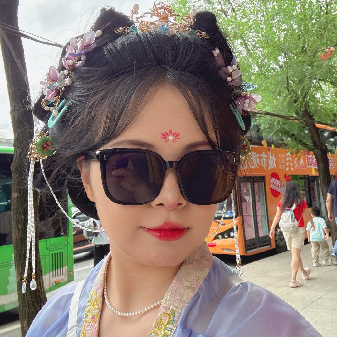 张小艺