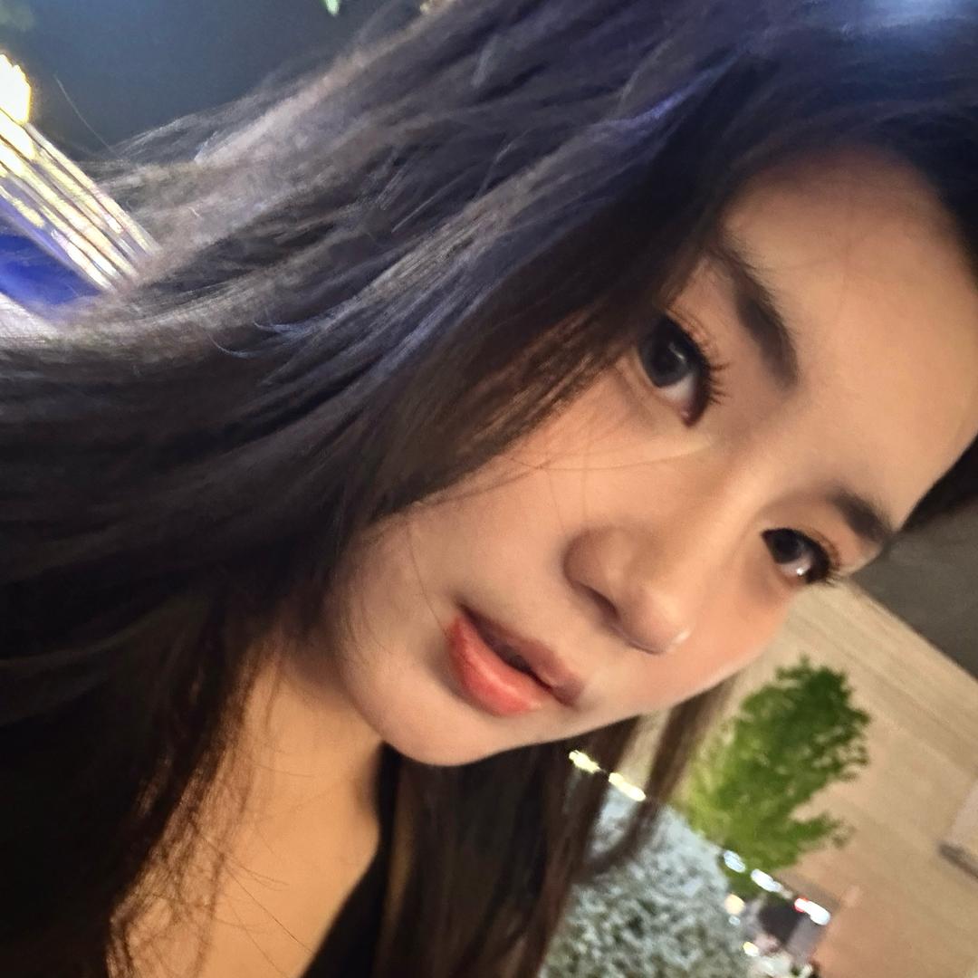 小鲨鲨鲨鱼🦈
